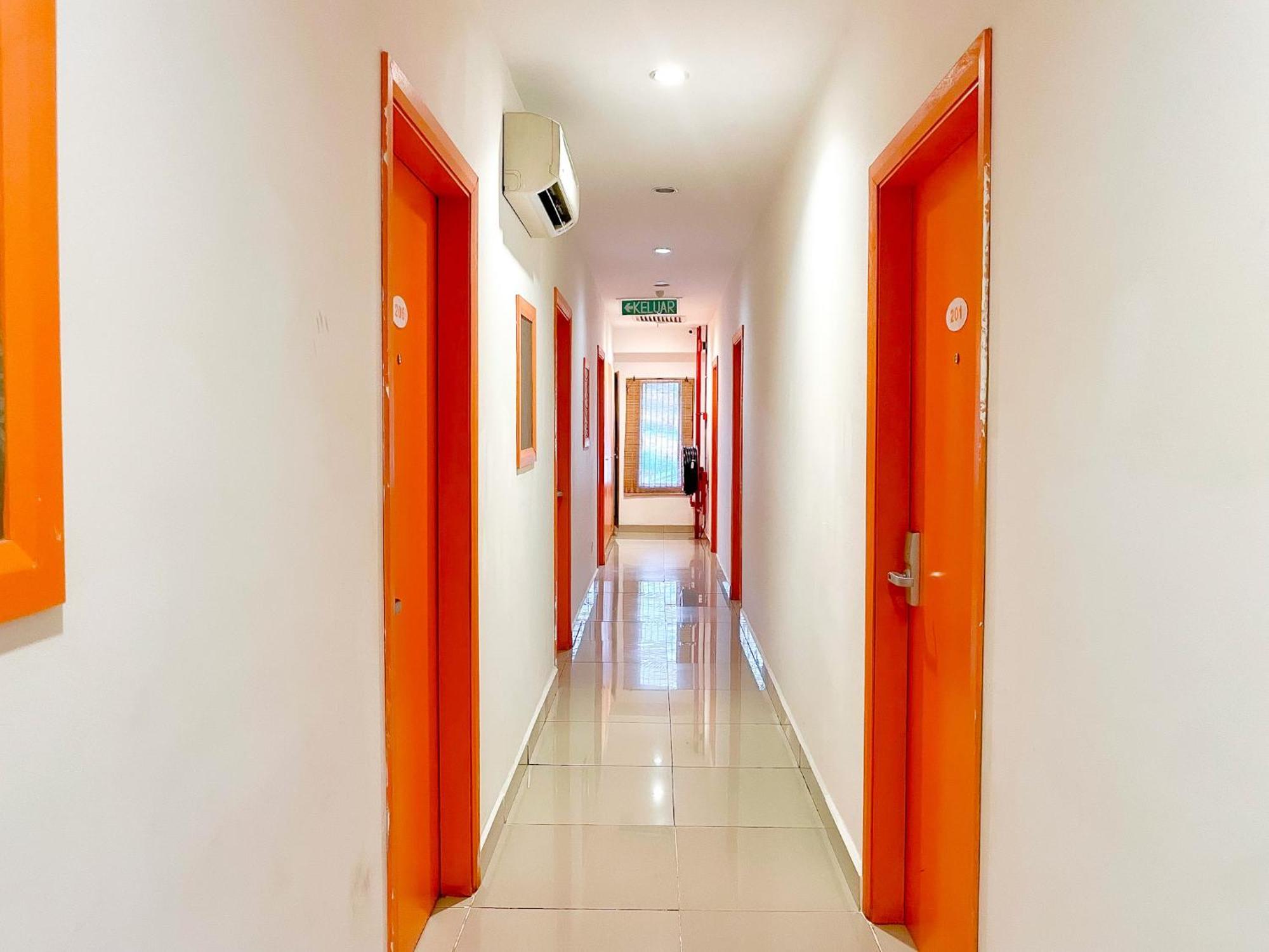 1 Hotel Taman Connaught Kuala Lumpur Exterior foto